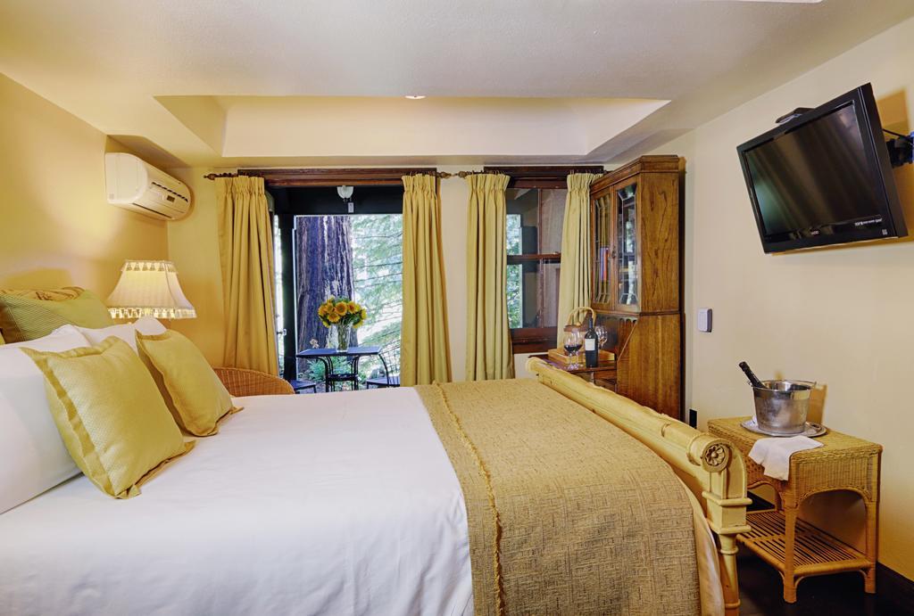 Applewood Inn Guerneville Exterior photo