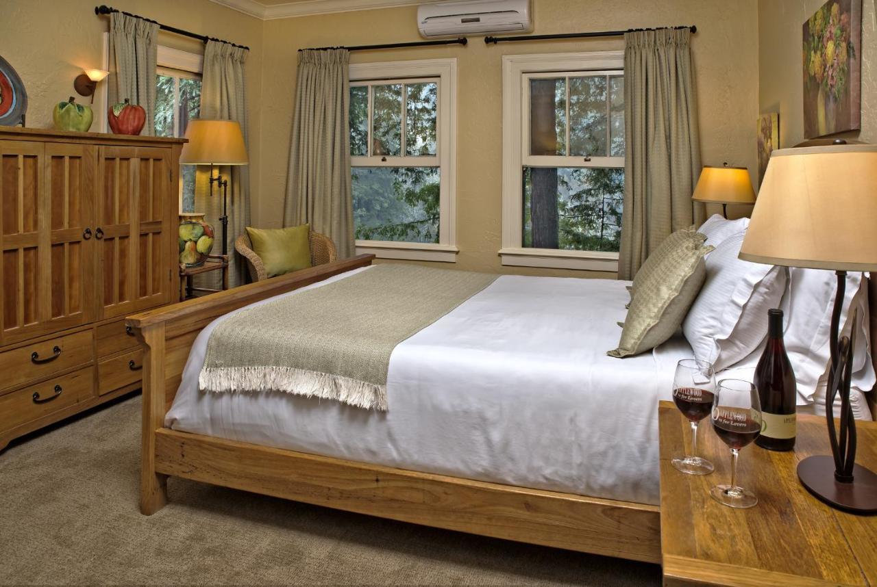 Applewood Inn Guerneville Room photo